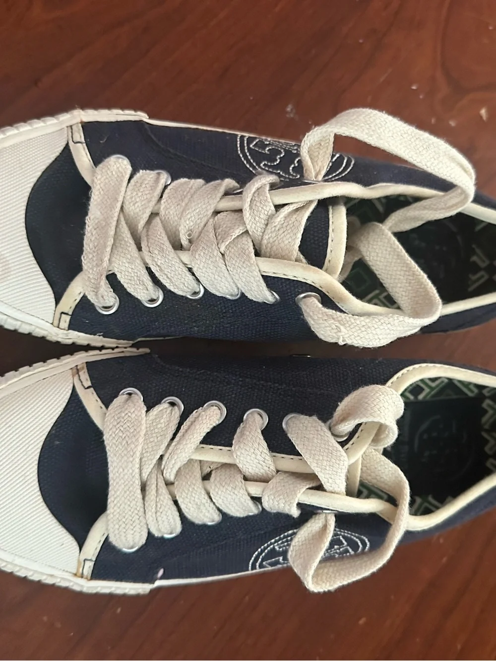 Tory Burch Women’s Sneakers Sz 6
